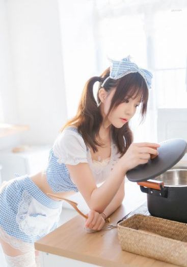 年轻的保姆高清完整观看视频_HD免费在线播放