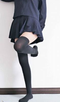 女学生的沙龙室3中文字幕_2022在线观看