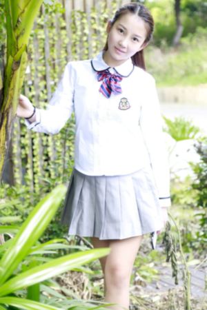 吃奶扶着岳从后面挺进乱_BD免费观看电视剧
